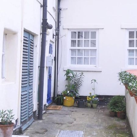 Kikas Cottage, Rear 89 Church Street, White Horse Yard Whitby Kültér fotó